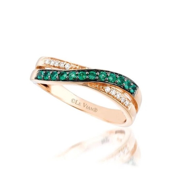 Le Vian 14K Gold 1/4ctw Natural Diamond & Emerald Crossover Band Ring Sz7 NWT - Picture 13 of 13